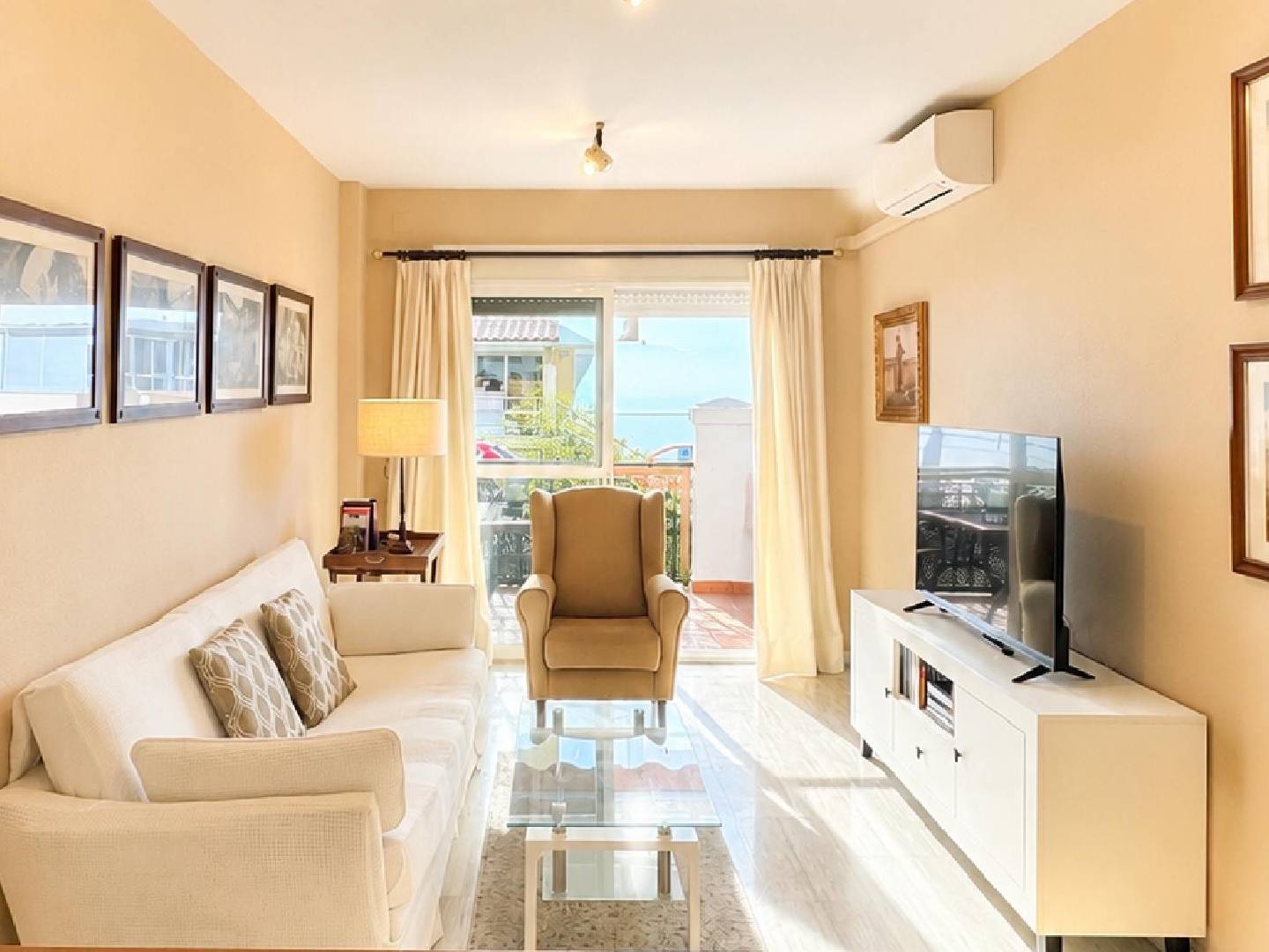 Beach apartment for singles, couples and families with young children